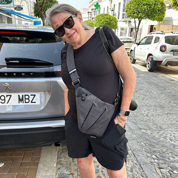 SafeSling | Secure and Stylish Anti-Theft Chest Bag 1+1 FREE