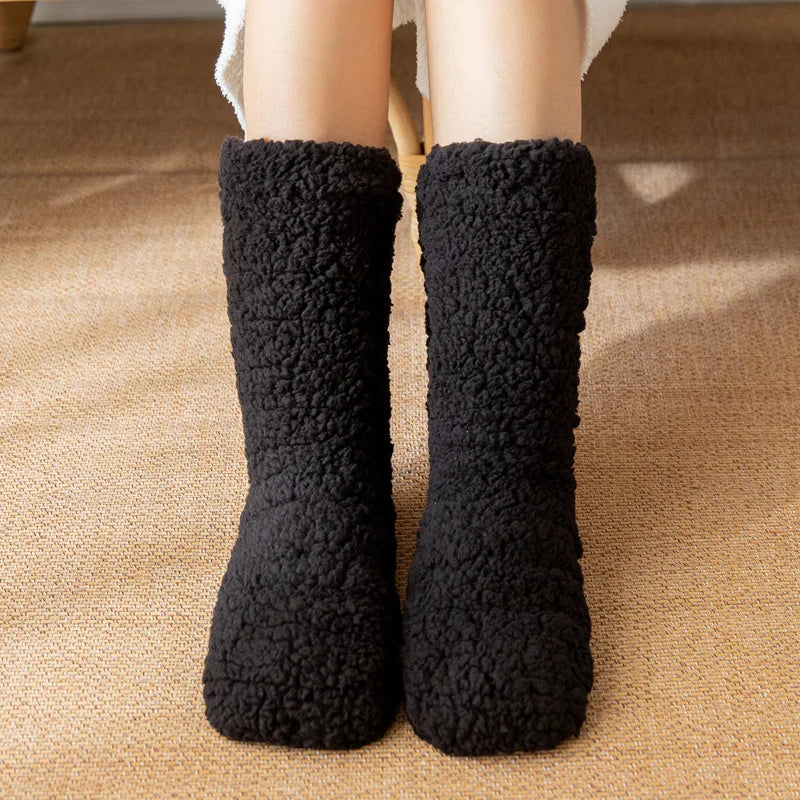Melina Fuzzy Socks