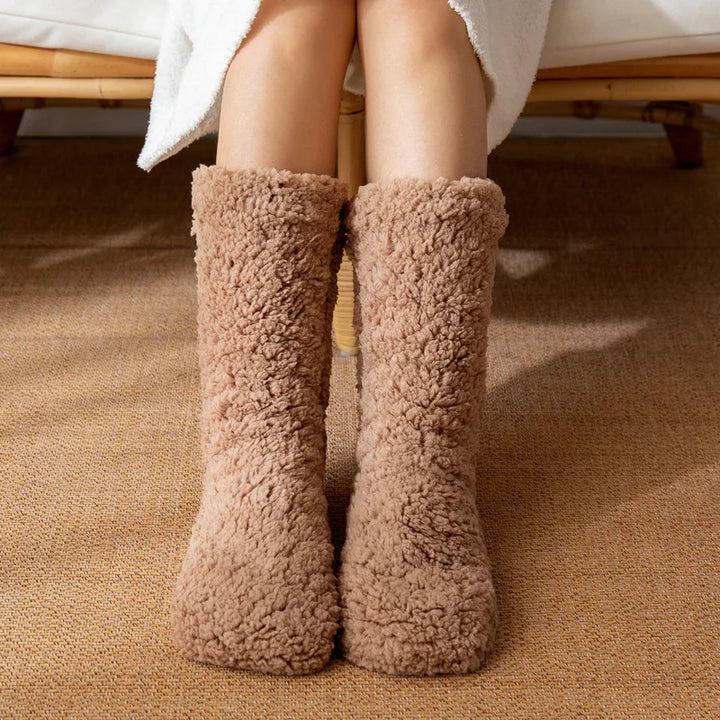 Melina Fuzzy Socks
