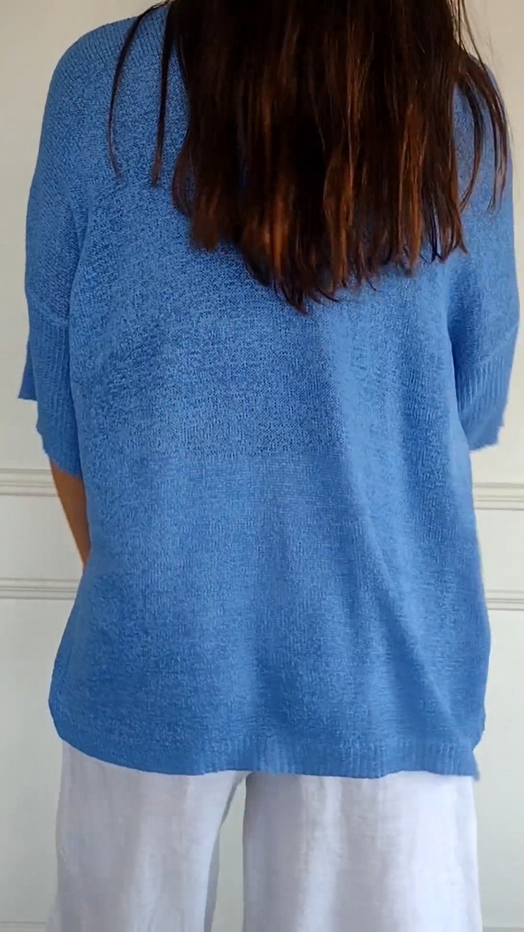 Anna - V-neck knit top