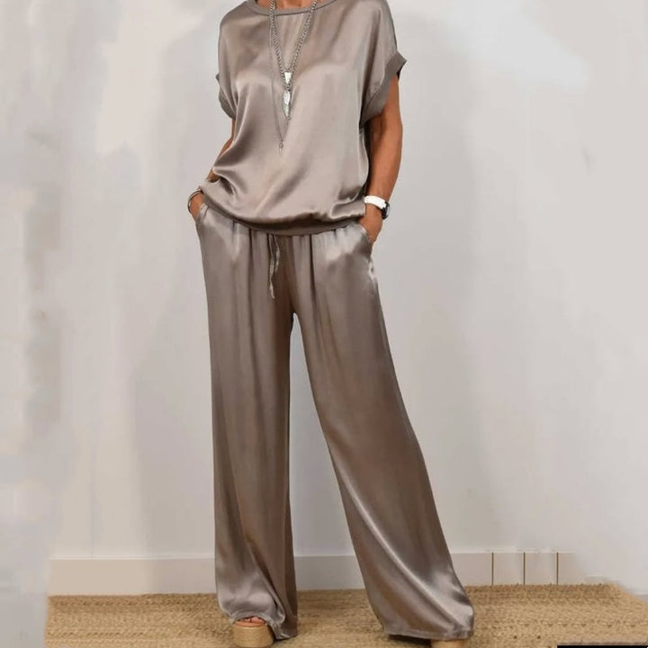 Elegant Women's Set